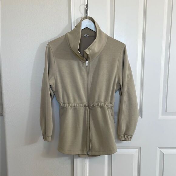 Lululemon Softstreme Cinch Waist Jacket